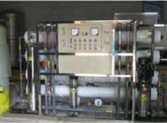 大型水廠雙級純凈水設(shè)備